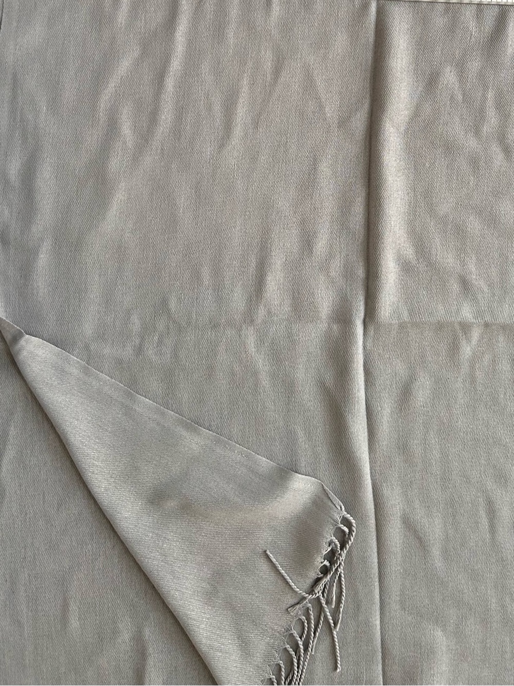 Elegant Women's Lightweight Shawl Scarf in Light Gray cashmere